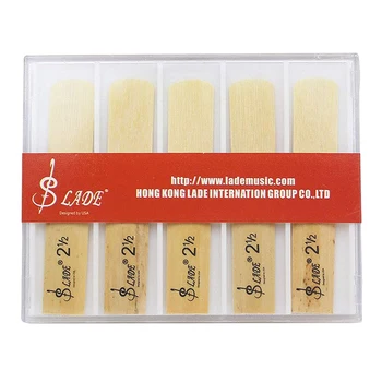 

SLADE 20Pcs Clarinet Reeds 2.5 1 1/2 Reeds for Clarinets Strength 2.5 with Plastic Box (2 Boxes, Total Of 20 Reeds)