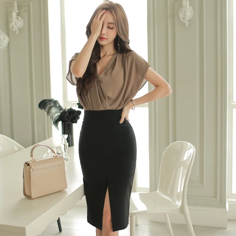 

Korean-style Younger Fashion Goddess--Style Elegant Elegant Tops + Skirt Two-Piece Set