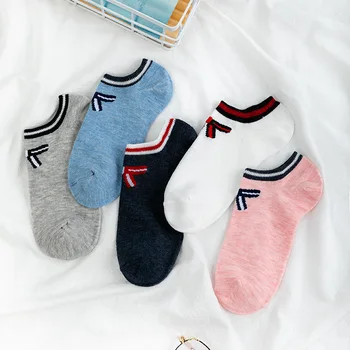 

10 pieces = 5 Pairs/lot Casual Korea Women Socks Cartoon Ankle Socks Cat Bear Penguin Cute Animal Socks Cotton Girl Student Sock