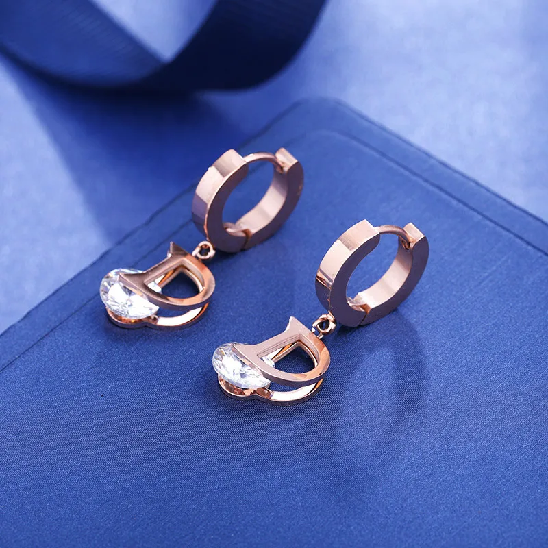 Vintage Luxury Letter D Crystal Earrings For Women Stainless Steel Gold Small Delicate Stud Earrings Brand Fashion Jewelry Gift