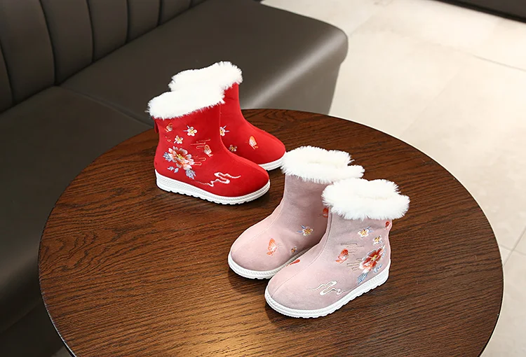 Kids Boots Embroidery Cloth Boots Baby Girls Plus Velve Keep Warm Snow Booties Non-slip Comfortable Safe for Kids ST031