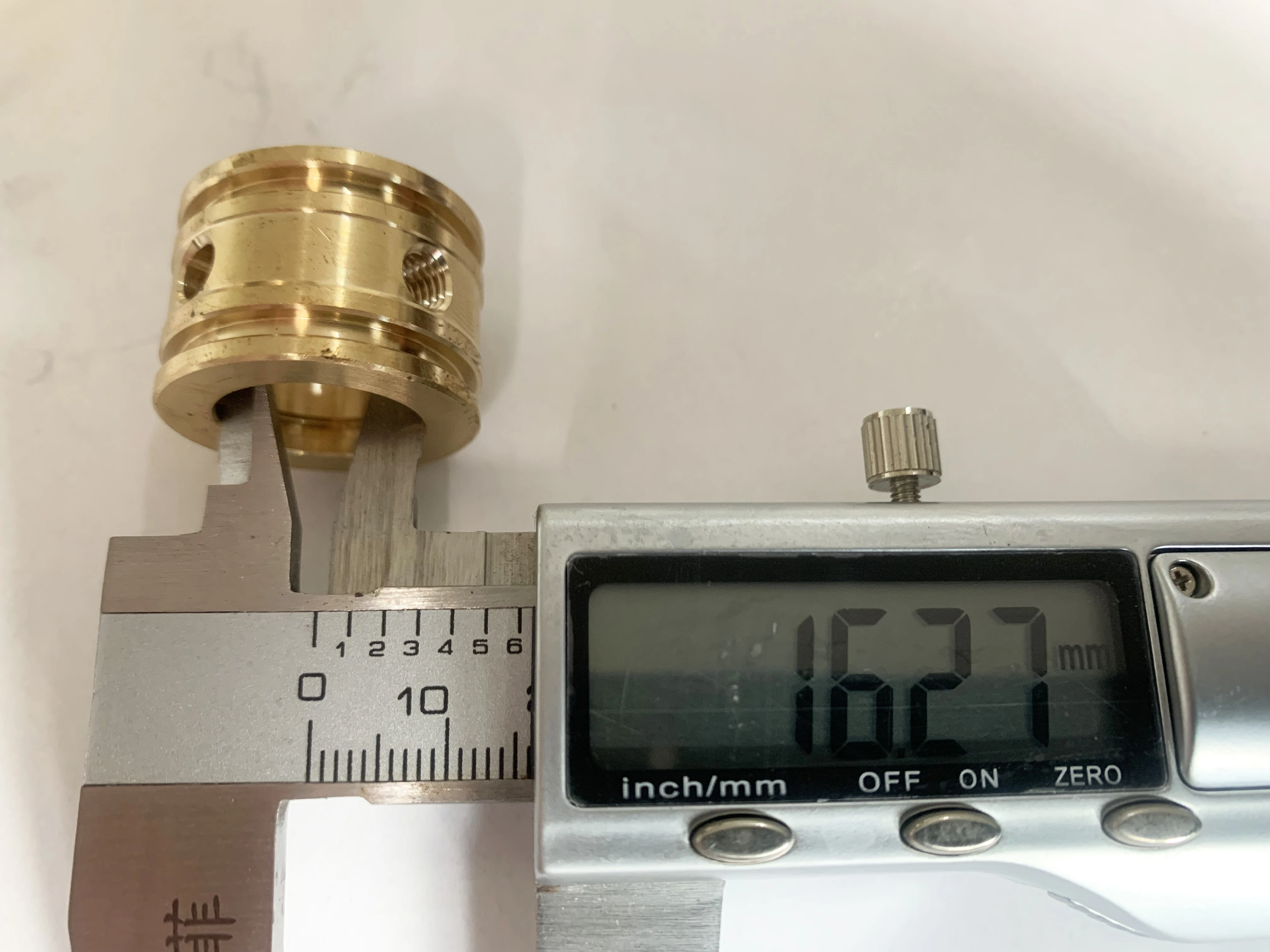 Shan Bao ���� �ܵ��� Ư�� ���Ϸ�Ʈ �˷�̴� �ձ�, �׼����� ��ü ��Ʈ