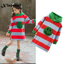 От 4 до 14 лет, детские зимние платья, утепленное платье-свитер с капюшоном для девочек, полосатые теплые бархатные платья, повседневная одежда для девочек со смайликом