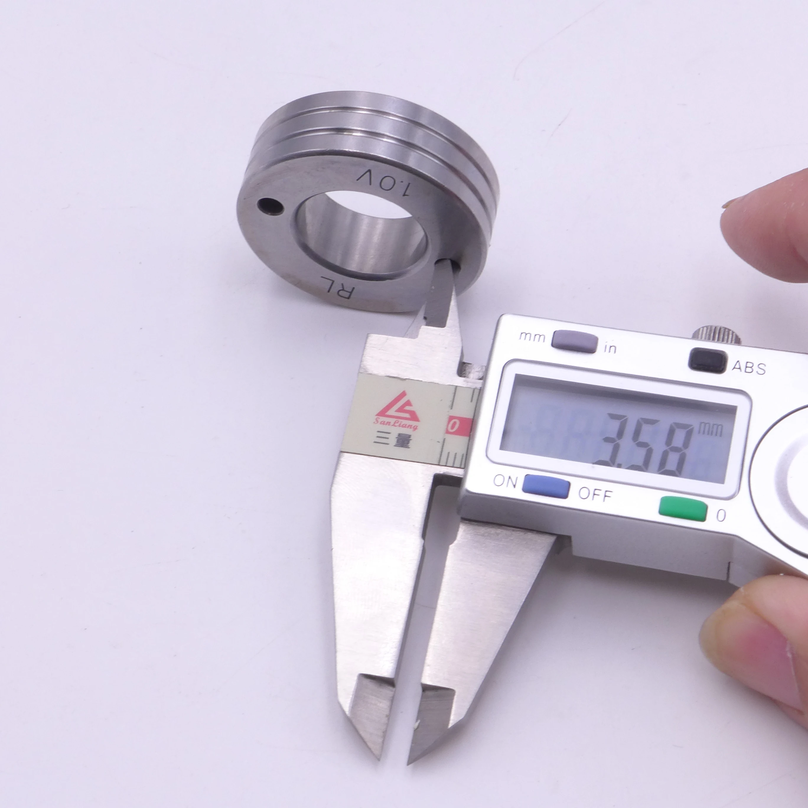 2 pieces Roller V U Knurled Groove 37x12x19mm fit 76ZY-04 Mig Wire Feeder Motor Feeding Machine MIG MAG Welding Machine welding wire feeder