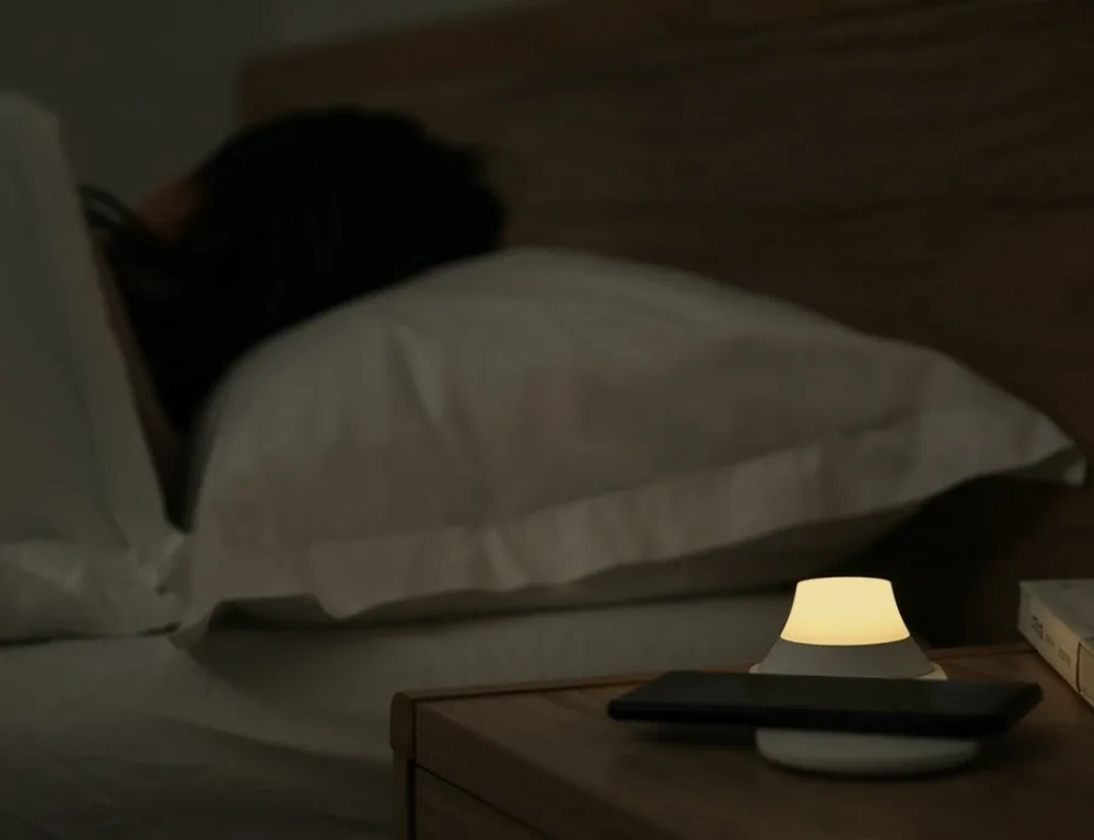 Xiaomi Yee светильник, беспроводное зарядное устройство, светодиодный ночник, магнитный привлекательный умный светодиодный светильник, цветной, 800 люменов, для Iphone, samsung