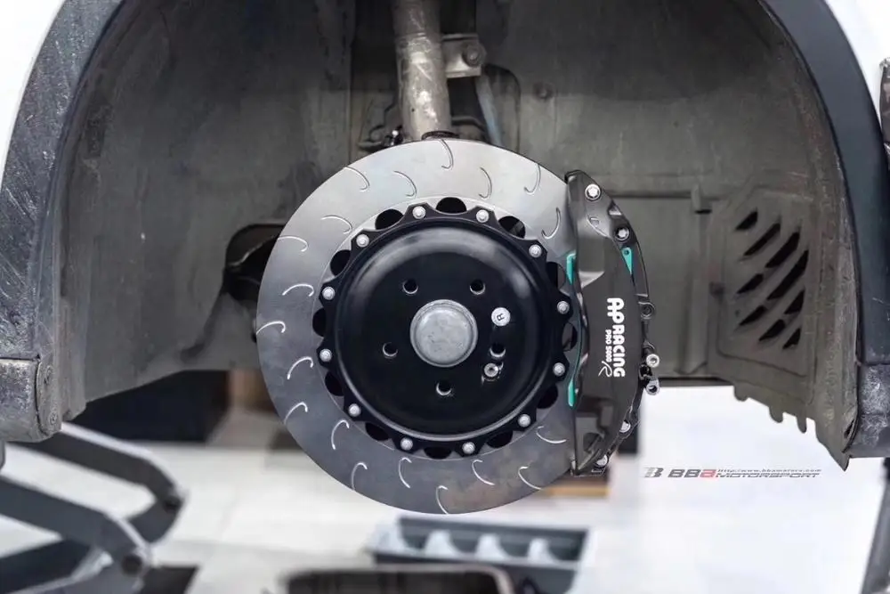 

Benz GLA 45 AMG upgrading AP5000R CP9665 AP378x38mm J hook brake kit