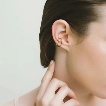

Timeless Wonder Geo triple circle Clip Earrings Women Jewelry Fancy Punk Non Pierced Gothic Boho Designer Earcuff Ins Top 7562