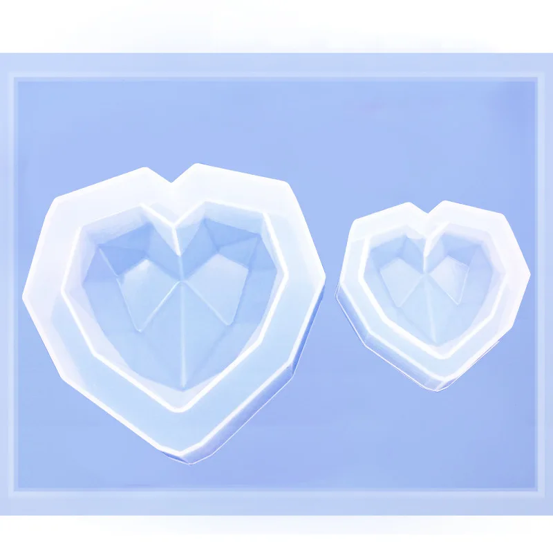 

DIY Crystal Epoxy Geometry Heart Mould High Mirror Gypsum Fragrance Car Mounted Decoration Fragrant Stone Handmade