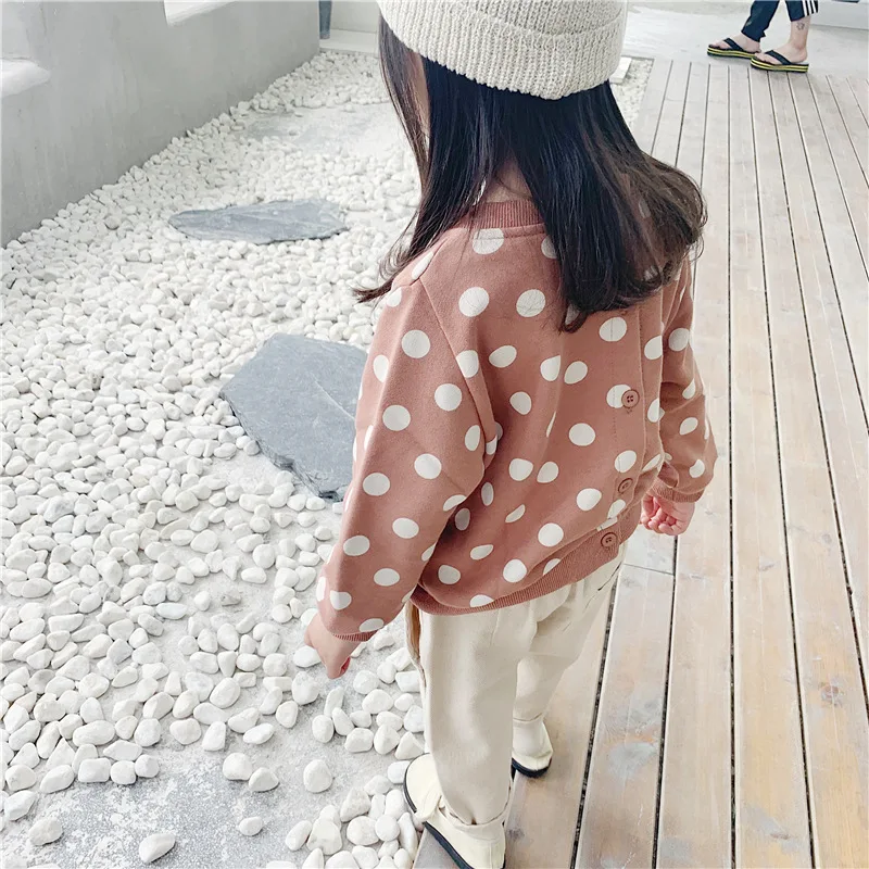 Свитера для девочек осенний кардиган с длинными рукавами в Корейском стиле с капюшоном для девочек года детская рубашка