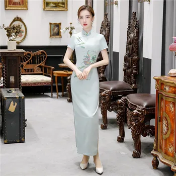 

Big Size 3XL Sexy Green Cheongsam Vestidso Mandarin Collar Vintage Satin Chinese Women Dress Short Sleeve High Split Qipao