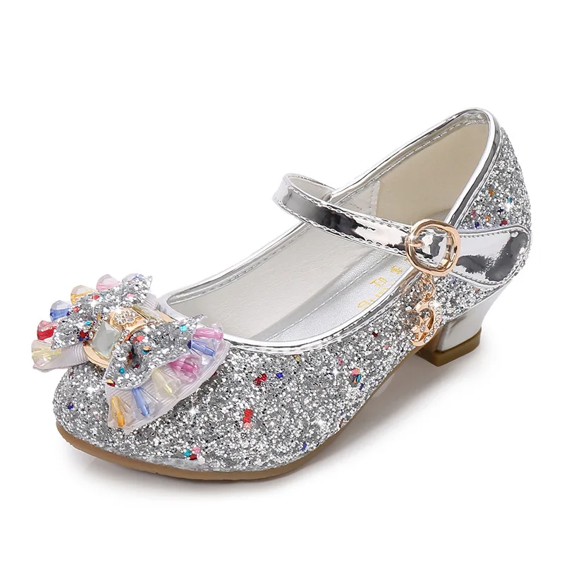 Детская кожаная обувь принцессы для девочек; Повседневная блестящая детская обувь на высоком каблуке с бантом-бабочкой; цвет синий, розовый, серебристый - Цвет: Серебристый