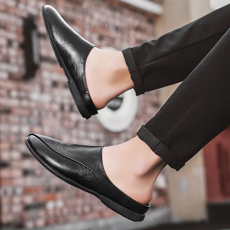 

Summer Leather Moccasins Mens Mules Half Shoes for Men Slip-on Loafers Slippers Outdoor Backless Driving Shoes Flat Casual Shoes