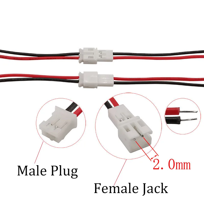 Gros plan sur les broches dorées des connecteurs JST PH 2.0mm pour batterie RC