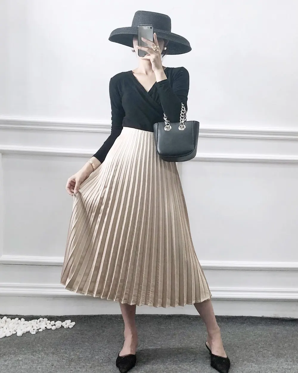 VomVoa European and American trendy wild solid color draped three-color skirt women casual satin pleated skirt women