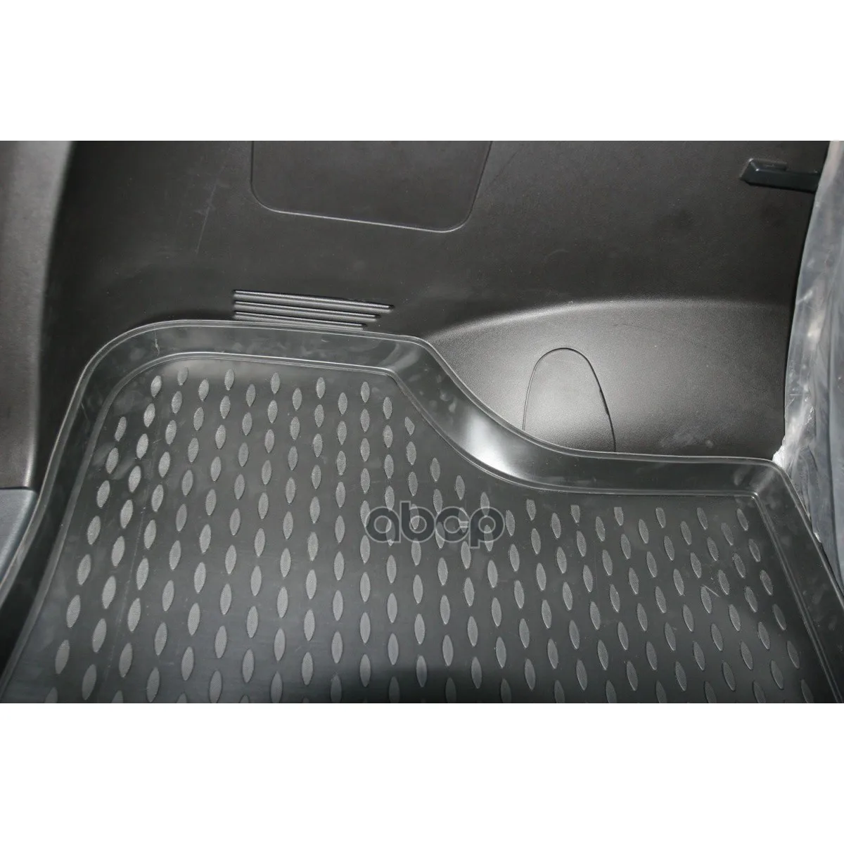 Ковер В Багажник Lifan X 60, 2012- Внед.(Полиуретан) Lifan X 60, 2012- Внед.(Полиуретан) ELEMENT арт. NLC7304B13