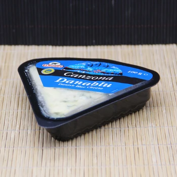 

Blue Cheese Danish blue triangle cheese stinky cheese 100g/piece Fresh Date