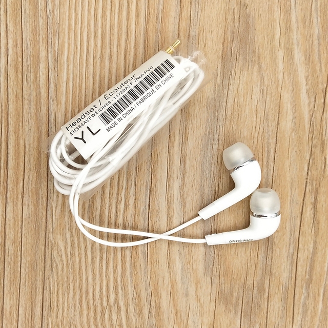 S5830/EHS64/EG920/HS330 In-Ear Earphones 3.5mm Sports Earbuds Headsets With Mic For Galaxy A5 A6 A7 A8 A9 A10 A20 A30 S