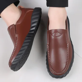 

Spring Autumn Mens Fathers Business Sewing Round Head Soft Light Breathable Walk Slip on Lazy Shoes