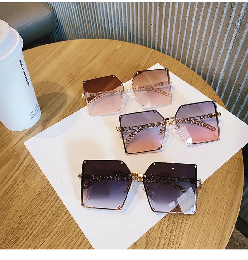 2022 New Square Sunglasses Women Fashion Oversized Metal Frame Vintage Glasses Men Shades Retro Gradient Colors Oculos UV400 raybans women