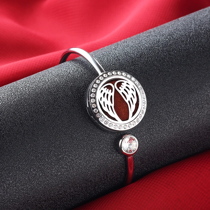 Stainless Steel Bracelet Zircon Bracelet Magnetic Bracelet New Zircon Stainless Steel Aromatherapy Bracelet Open Magnetic Butterfly Essential Oil Diffuser Bracelet Perfume Lockets Jewelry