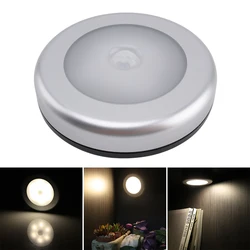 BORUiT – Mini lampe LED magnétique sans fil à 6 LED avec capteur de mouvement PIR, alimentée par batterie, idéal pour une cuisine, des escaliers ou une chambre à coucher 