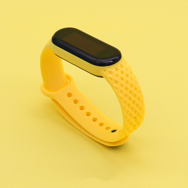 Strap for Xiaomi Mi Band 4 5 6 3 Replaceable Wristband for Xiomi miband 5 4 3 6 Soft Wrist Bracelet Miband5 Miband4 Mi3