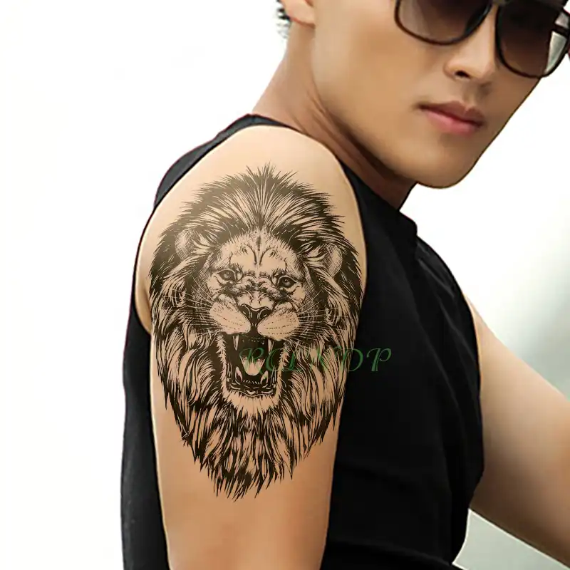 32 Hand Tattoos For Men Lion King Background