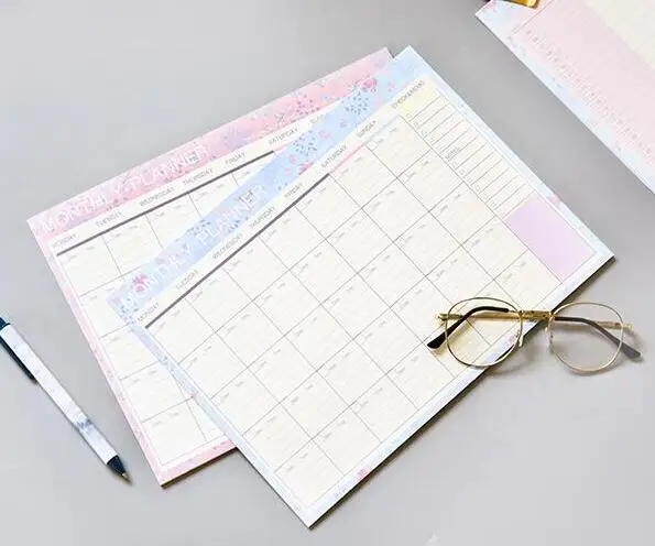 

Undated Monthly Paper Pad Desk Monthly Scheduler Desk Agenda 20 Sheets 21*28.5cm