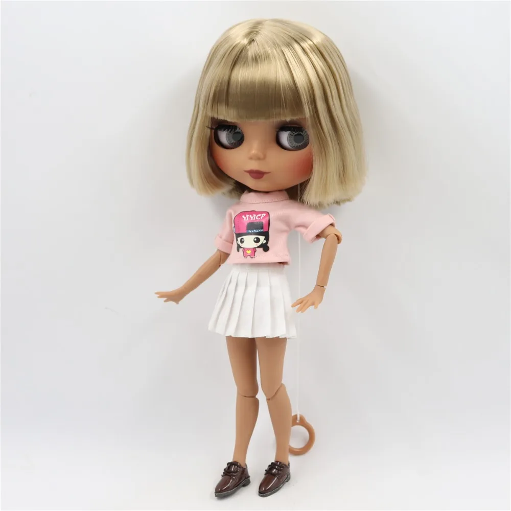 Esmeralda – Premium Custom Neo Κούκλα Blythe με ξανθά μαλλιά, σκούρο δέρμα και ματ χαριτωμένο πρόσωπο 2