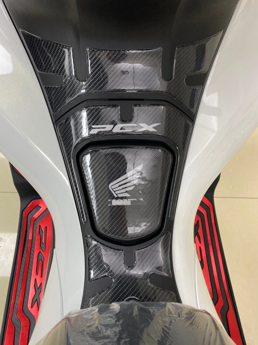 Защитная Наклейка на бак мотоцикла подходит для HONDA PCX125 PCX150 PCX 125 150 2018 2019 3D