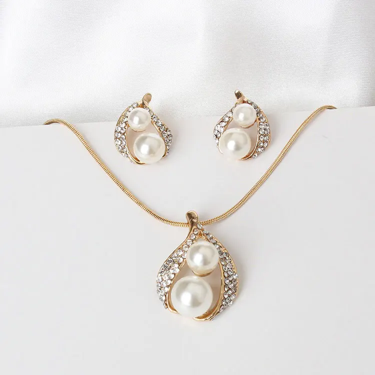 

AliExpress Hot Sales Delicate Set Collocation Decorations Pearl Water Droplet Ear Stud Necklace Two-Piece Set