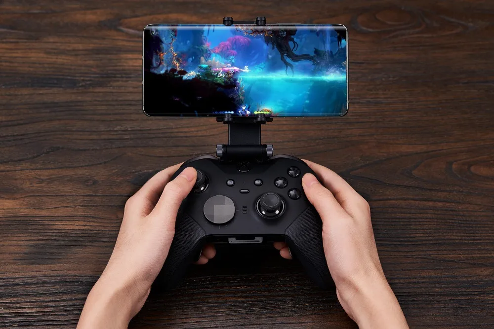 Mobile gaming clips for Xbox controllers (6)