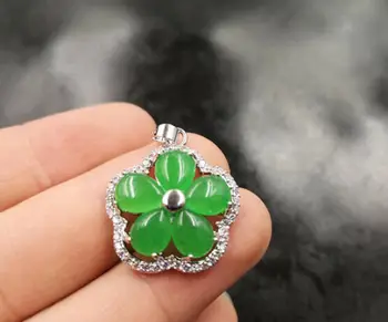 

Emerald Green Jade Gold Plated Cubic Zirconia Flower Luck Pendant Chain Necklace
