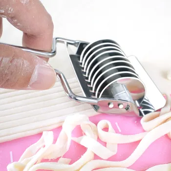 

Pressing Machine Non-slip Handle Kitchen Gadgets Spaetzle Makers Noodles Cut Knife 1PC Manual Section Shallot Cutter