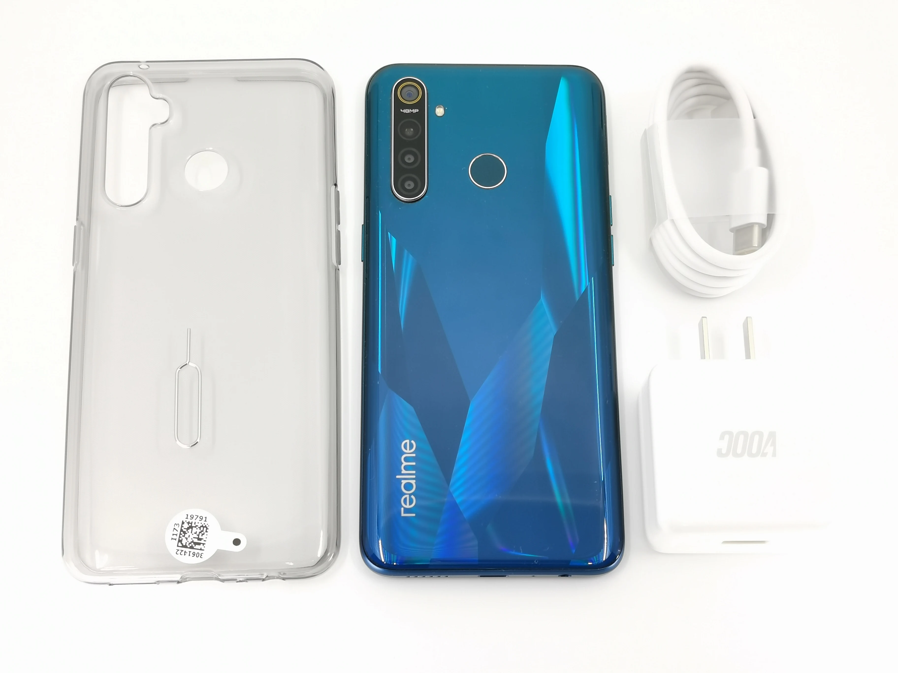 Realme Q 6,3 ''ram 6 ГБ rom 64 Гб Восьмиядерный процессор Snapdragon 712AIE 48MP Quad camera мобильный телефон OPPO VOOC 20 Вт быстрое зарядное устройство мобильный телефон