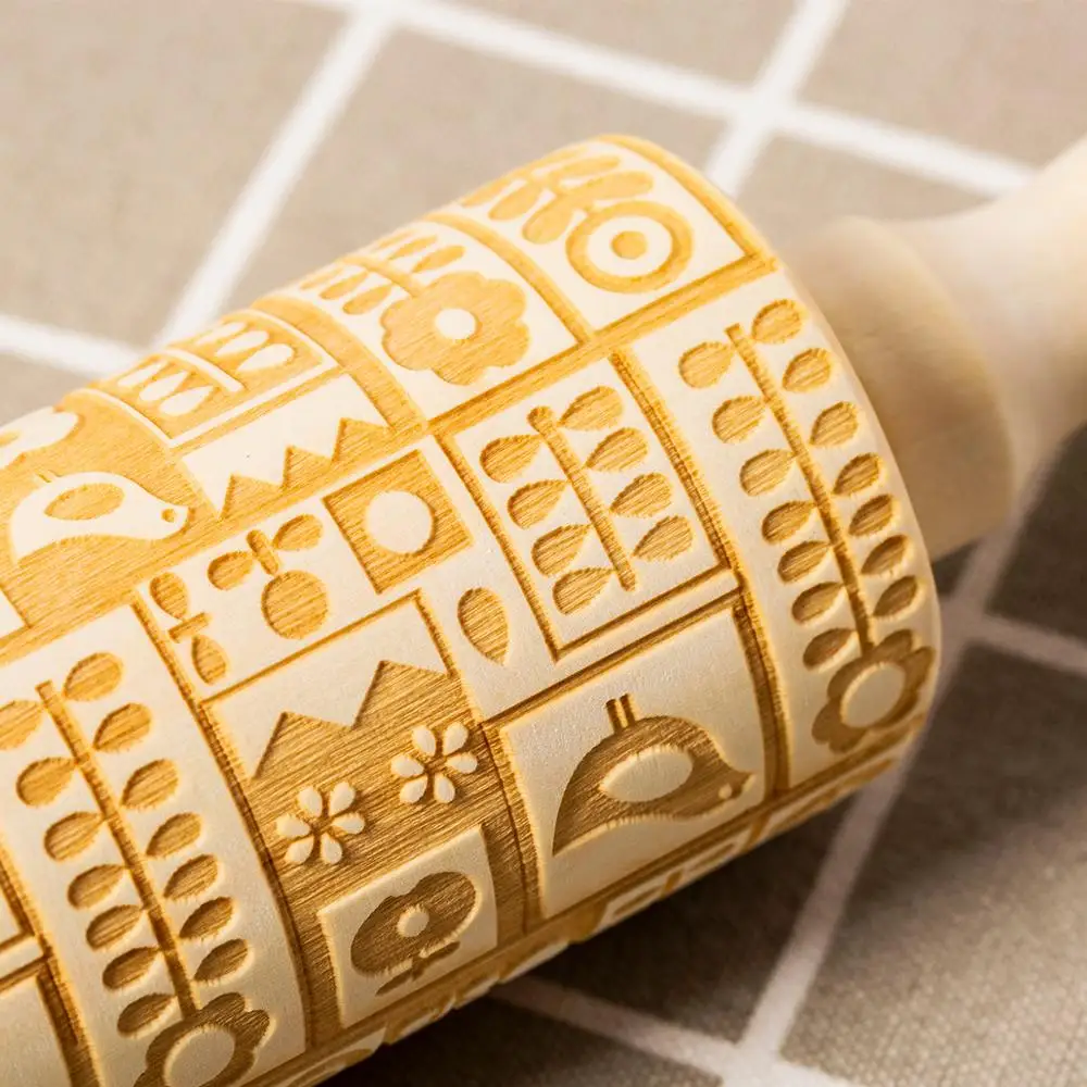 New 3D Christmas Rolling Pin Wooden 29 Patterns Embossed Imprinted Patterned Cookie Made Roll Pin Bakery Baking Pastry Tools