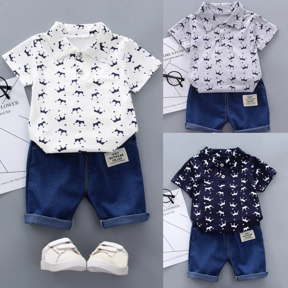 Одежда в Корейском стиле комплект для малышей, рубашка с короткими рукавами и рисунком короны для маленьких мальчиков топы+ короткие джинсовые штаны модная одежда, roupa infantil menino