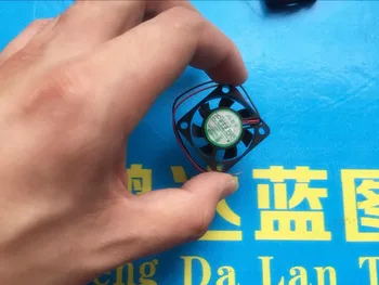 

New yong Lin 3 cm / 3007 cm DFS300605H mute ultra-thin 5 vusb notebook cooling fan