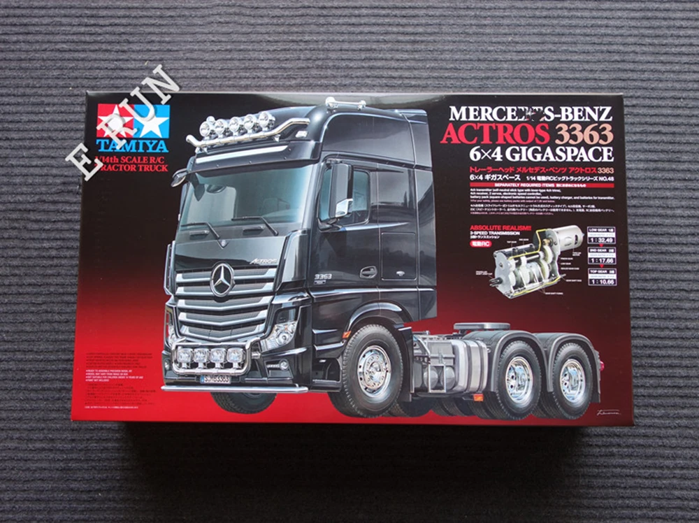 TAMIYA(タミヤ)/56305/ トレーラーヘッド メルセデス・ベンツ