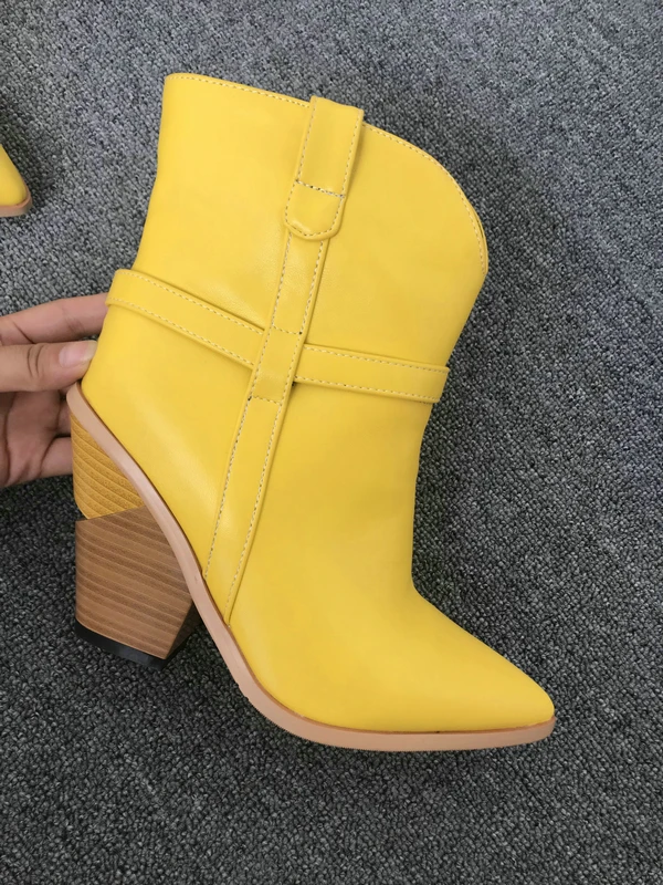 Дизайнерские женские ботильоны желтого цвета; ковбойские ботинки из искусственной кожи; ботинки на танкетке; женская зимняя обувь с острым носком в западном стиле