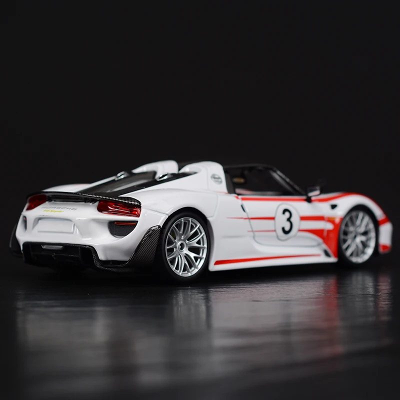 Bburago 1:24 918 Weissach спортивный автомобиль статическое моделирование литья под давлением сплав модель автомобиля