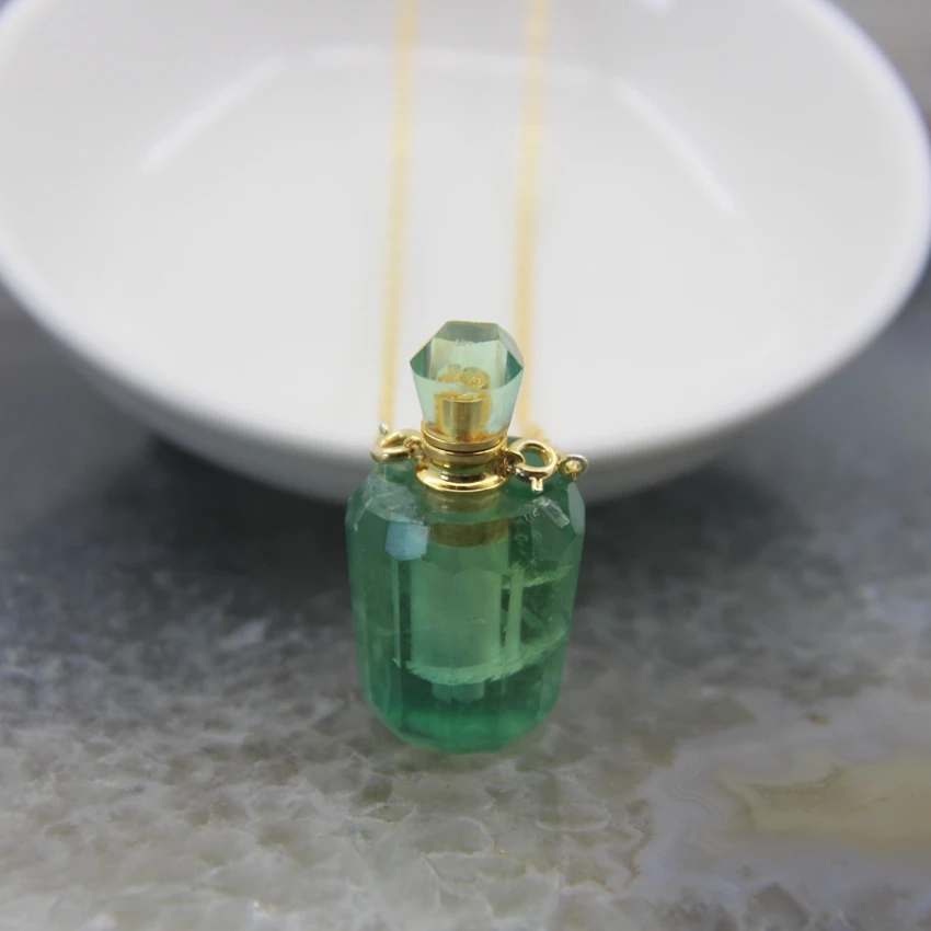 Natural Quartz Cut Faceted Perfume Bottle Pendants,Healing Crystal Essential Oil Diffuser Vial Necklace Jewelry For Women Gift