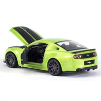 Maisto 1:24 2014 Ford Mustang Street Racer Sports Car Static Die Cast Vehicles Collectible Model Car Toys 2