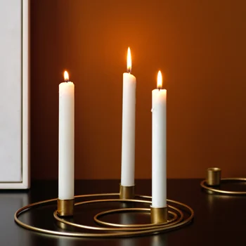 

Modern Simple Candle Holders Metal Retro Candle Candlelight Dinner Romantic Table Luxury Porta Velas Home Decoration BE50CD
