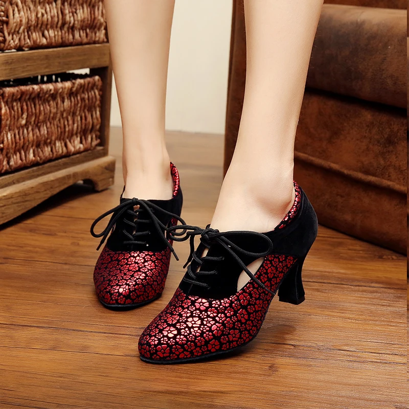 Женская зимняя обувь из флока для латинских танцев; обувь из флока с цветами для бальных танцев и Танго; женская обувь на высоком каблуке 8,5 см; обувь для сальсы и танцев