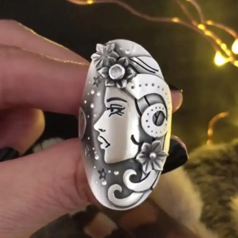 

Constellation Pattern Retro Woman Head Flower Aries Ring Women's Ring New Fashion Metal Ring Accessories Party Jewelry Size 5-11