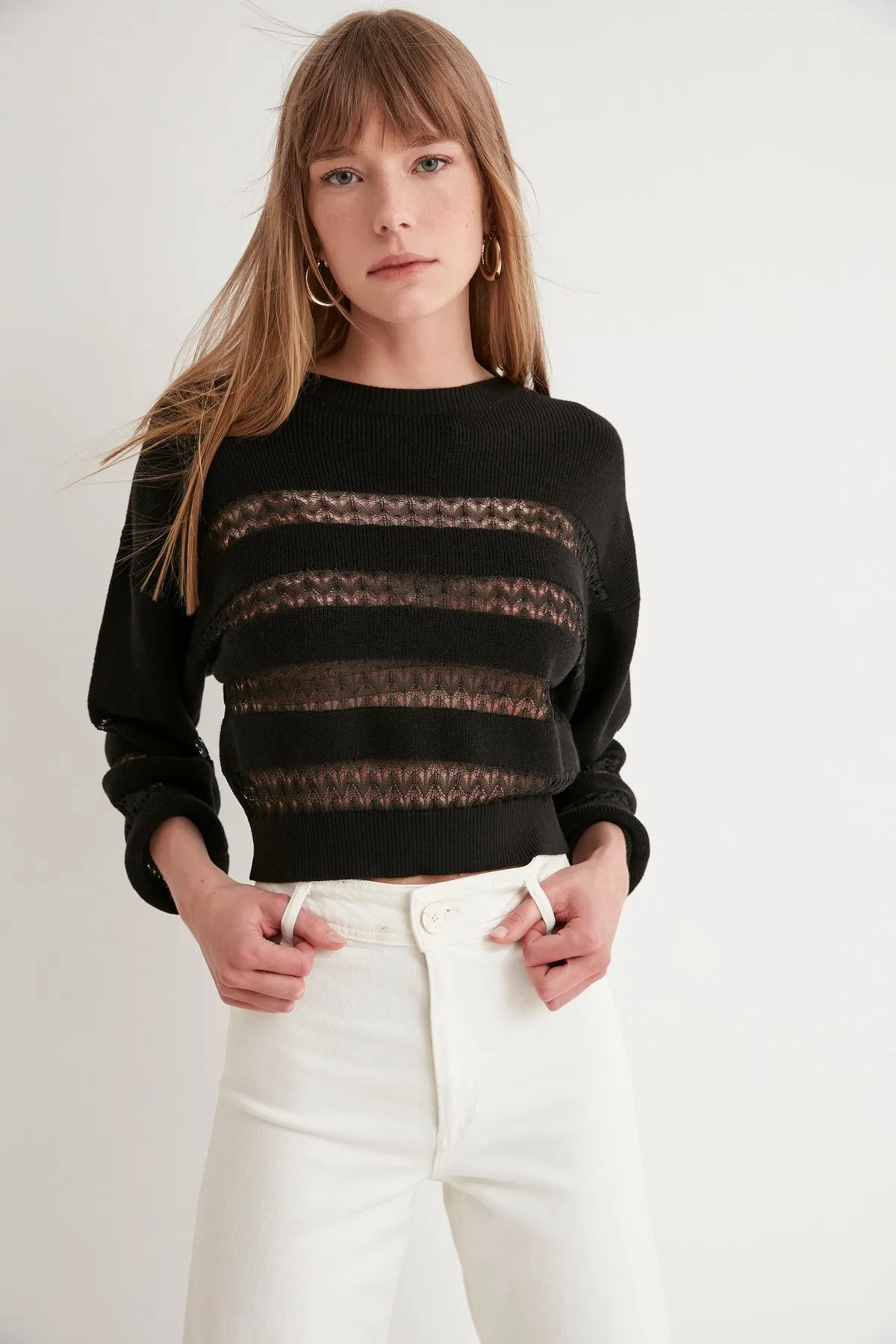 

Cellular Knitwear Sweater