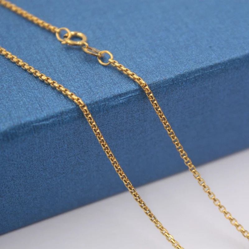 

Authentic 18K Yellow Gold Necklace Women Luck Square Box Link Chain 45cm 2-2.5g 1.2mmW