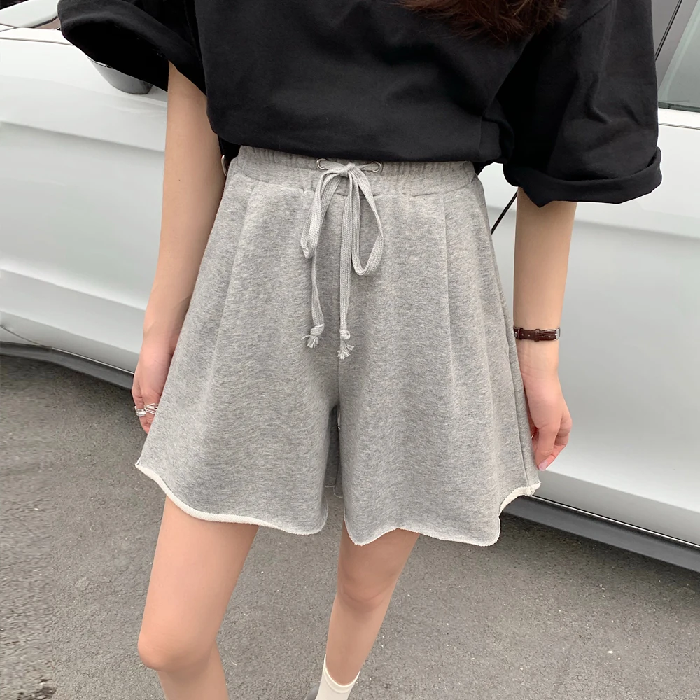 Super high waistwomen's summer thin section sports Shorts2021 new Korean fashion loose and thin a line wid-eleg hot pants