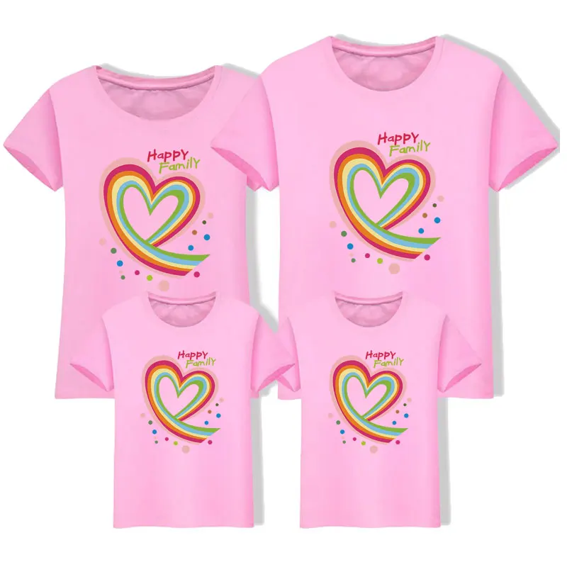 Семейные комплекты футболки с надписью «Love» Одежда «Mommy And Me» Футболки для мамы, дочки, папы и сына семейные летние платья - Цвет: Pink